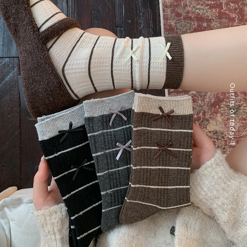 Gestreifte, locker sitzende Wa – Boot Sock Slouchy Bewertung und Preis