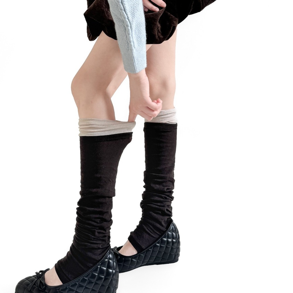 Gefaltete, locker sitzende Bei – Boot Sock Slouchy Bewertung und Preis